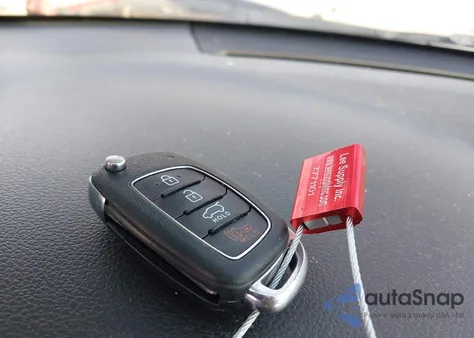 2019 Hyundai Tucson Se z USA, uszkodzony, nr VIN KM8J2CA40KU965191